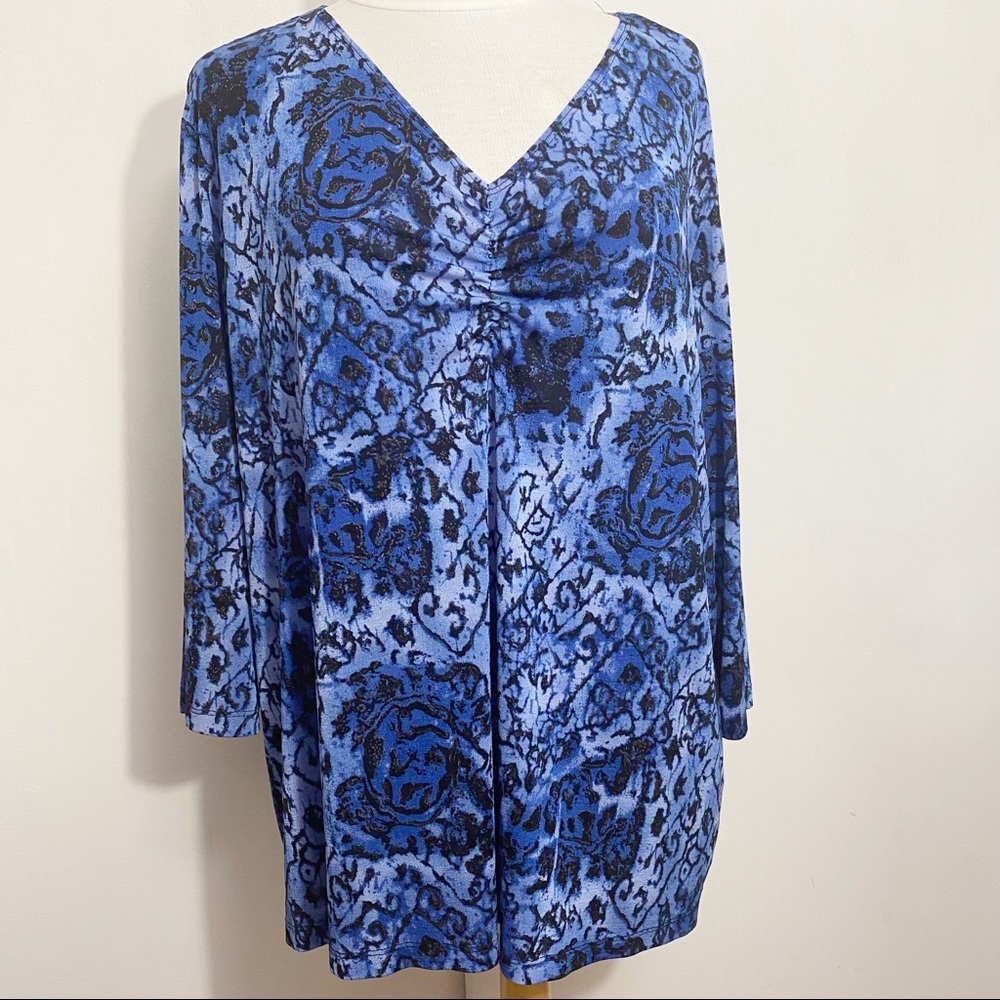 STUDIO 1940 v-neck ruched bust slinky print top 3X